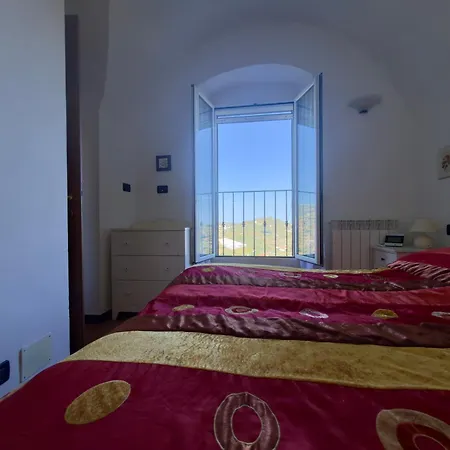 Hill Stone Retreat View Sea Torrazza (Liguria)